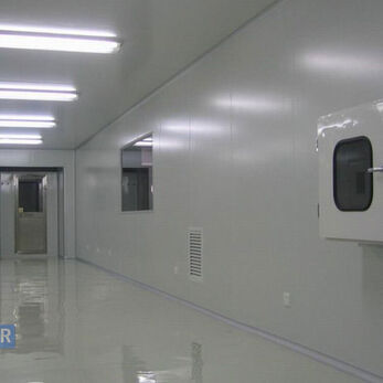 Ứng dụng vật liệu panel kháng khuẩn trong xây dựng phòng sạch thực phẩm